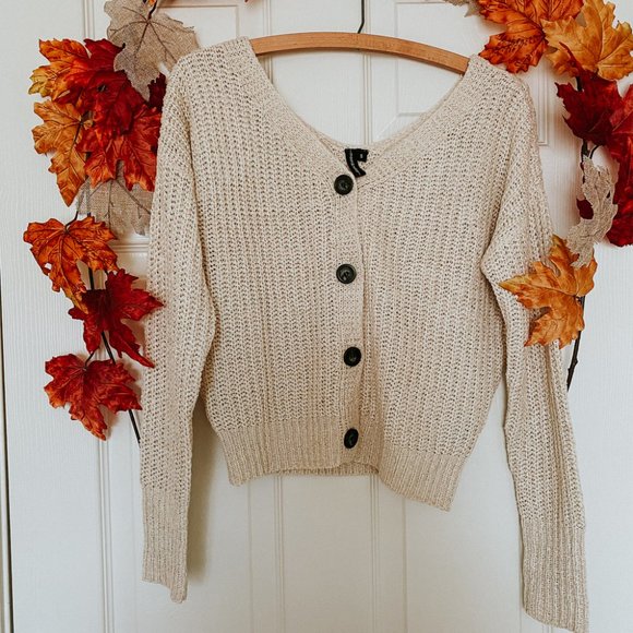 Nwot Moon Madison Waffle Knit Button 